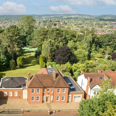 Buy this 6 bed house on Hill Top Road in Oxford, Oxfordshire