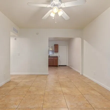 Image 7 - 1819 East Sheridan Street, Phoenix, AZ 85006, USA - Apartment for rent