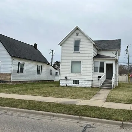 Rent this 4 bed house on North Gratiot Avenue in Mount Clemens, MI 48043