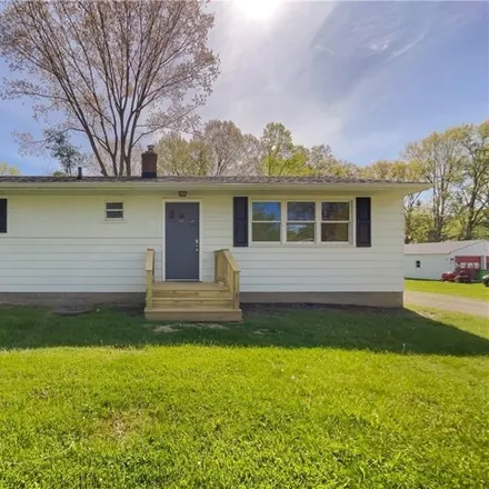 Buy this 3 bed house on 3899 Hile Road in Stow, OH 44224