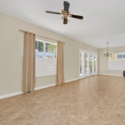 Image 3 - 1578 Fairview Circle, Four Corners, FL 34747, USA - House for sale