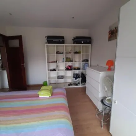 Rent this 2 bed apartment on Rua de Pinto Bessa 246 in 4300-427 Porto, Portugal