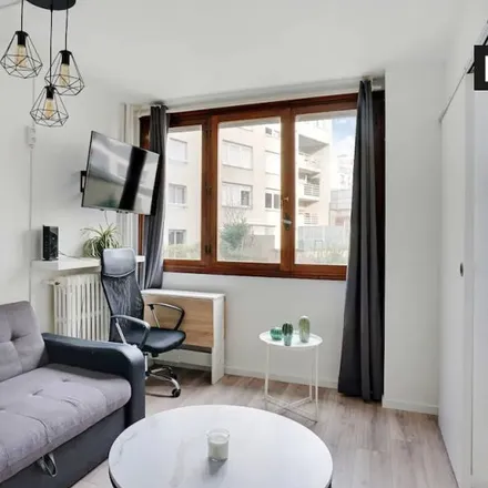 Rent this 1 bed apartment on 1 Rue de la Porte d'Issy in 75015 Paris, France