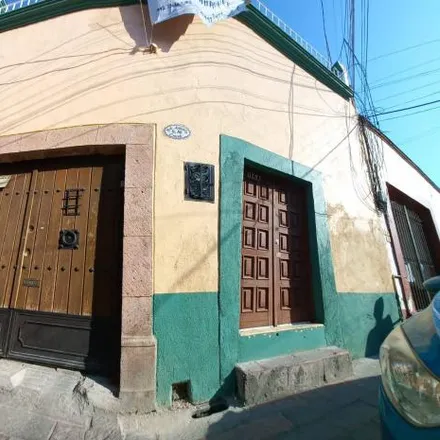Buy this 3 bed house on Calle Manuel Gutiérrez Nájera 43 in Delegación Centro Histórico, 76020 Querétaro