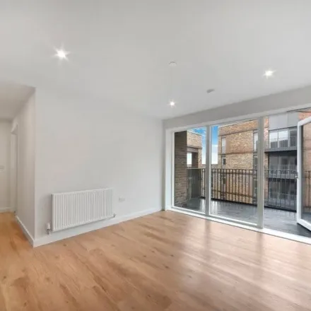 Image 2 - Hornsey Park Place, Mary Neuner Road, London, N8 0ER, United Kingdom - Apartment for rent