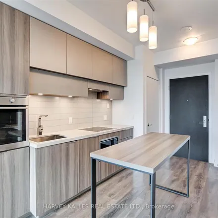 Rent this 1 bed apartment on eCondos in 8 Eglinton Avenue East, Old Toronto