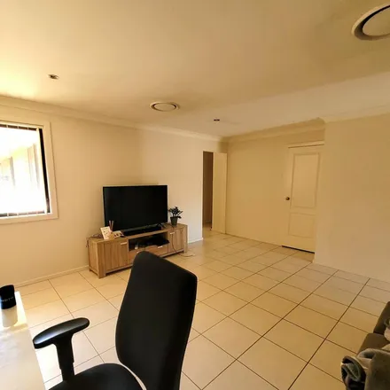 Rent this 3 bed apartment on Gardner Circuit in Singleton Heights NSW 2330, Australia