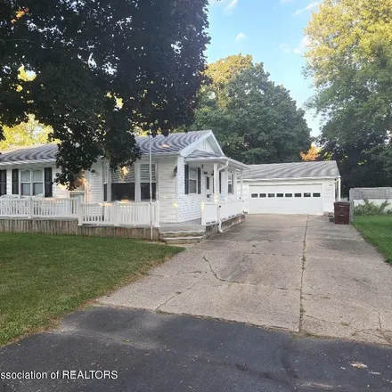 Buy this 3 bed house on 2060 Jefferson Street in Holt, MI 48842