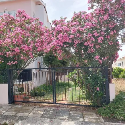 Buy this 4 bed house on Anavargos