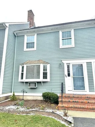 Rent this 2 bed house on 611 Ocean Avenue in New London, CT 06320