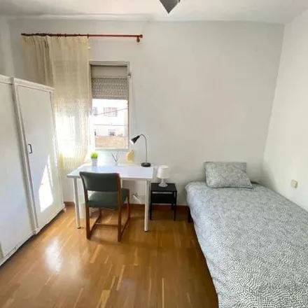Image 5 - Samary, Avenida de Nuestra Señora de Valvanera, 28025 Madrid, Spain - Apartment for rent