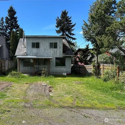 Buy this 2 bed house on 1057 Nevada Street in Bellingham, WA 98229