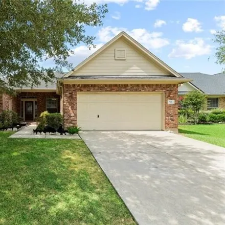 Rent this 3 bed house on 401 Richmond Place in Richmond, TX 77469