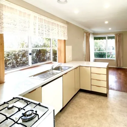Image 6 - Morrie Crescent, Blackburn North VIC 3130, Australia - Apartment for rent