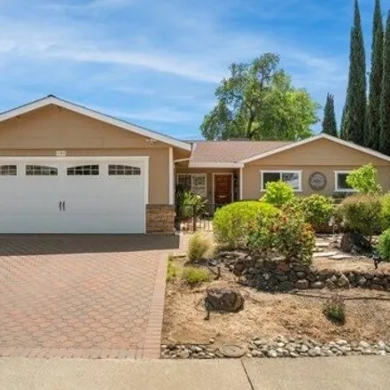 Buy this 3 bed house on 1508 Quail Circle in Roseville, CA 95661