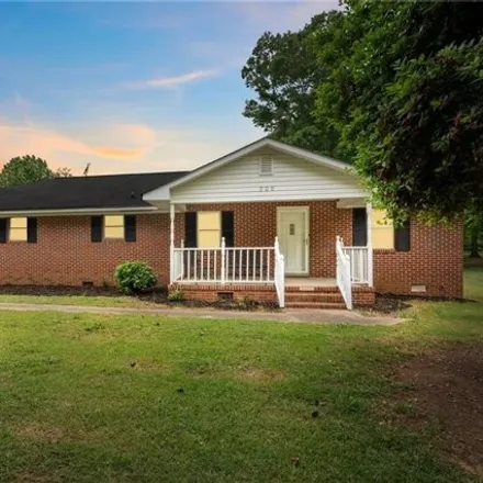 Buy this 3 bed house on 200 Fairlane Drive in Carolina Springs, Anderson County