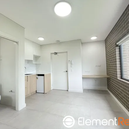 Image 6 - 4 Rippon Avenue, Dundas NSW 2117, Australia - Apartment for rent