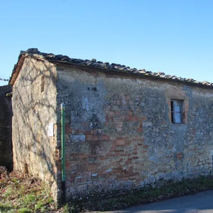 Buy this 6 bed townhouse on B&B Dolce Campagna in Via del Molino, Volterra PI