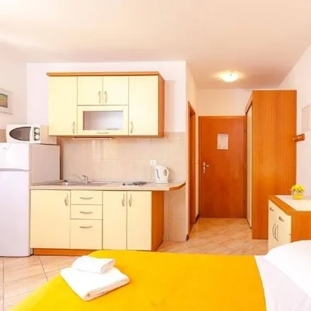 Image 4 - 21322, Croatia - Apartment for rent