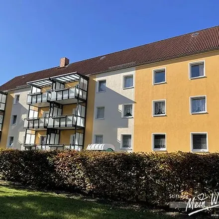 Rent this 3 bed apartment on Möckernstraße 34 in 06112 Halle (Saale), Germany