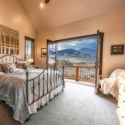 Rent this 6 bed house on Butte