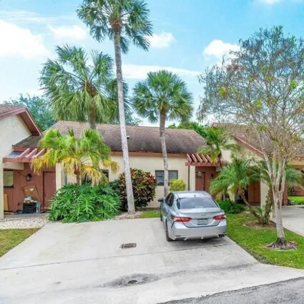 Image 2 - 1853 Tamarind Ln, Coconut Creek, Florida, 33063 - House for sale