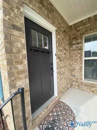 Rent this 3 bed townhouse on 125 Riverdale Drive in Morgan County, AL 35754