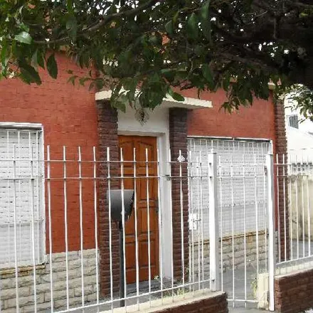 Buy this 4 bed house on Crisólogo Larralde 1502 in Partido de Morón, B1712 CDU Castelar