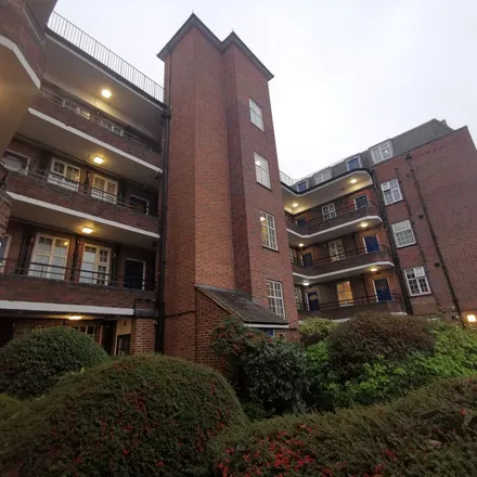 Rent this 1 bed apartment on Wellington House in Western Avenue, London