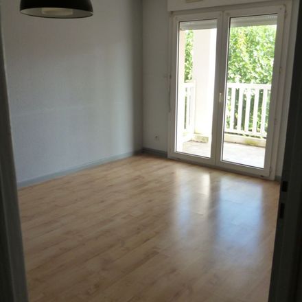 Rent this 2 bed apartment on 5000 Rue Neuve in 40140 Soustons, France