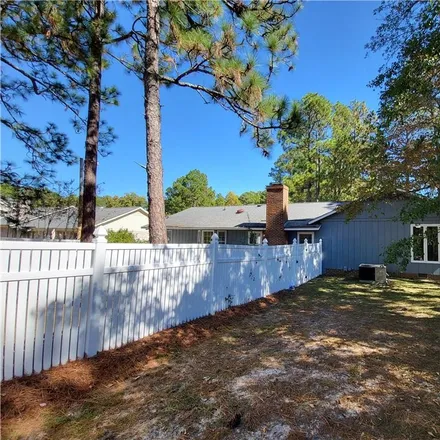 Image 5 - 1690 Banbury Drive, Fayetteville, NC 28304, USA - House for sale
