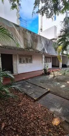 Rent this 6 bed house on Rua Compositor Ataulfo Alves 111 in Boa Viagem, Recife - PE