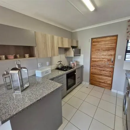 Image 2 - Montana Street, Derdepoort Tuindorp, Pretoria, 0150, South Africa - Apartment for rent