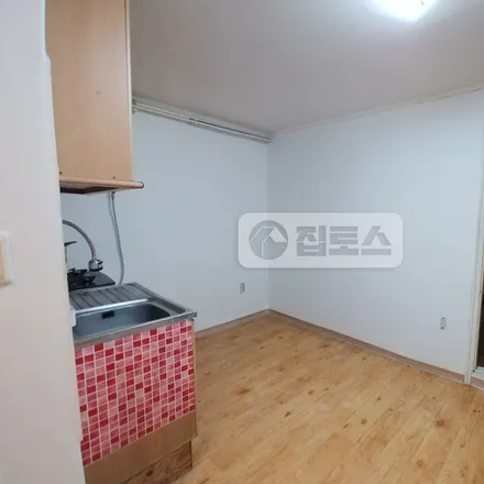 Image 2 - 서울특별시 서초구 잠원동 24-16 - Apartment for rent