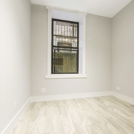 Rent this 6 bed room on 172 Sherman Ave in New York, NY 10034