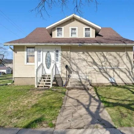 Buy this 3 bed house on 429 North Miller Street in West Liberty, IA 52776