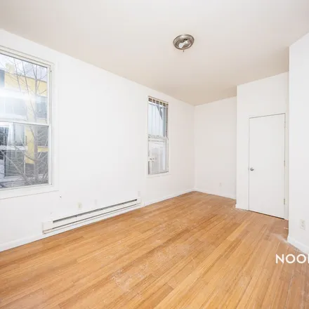 Image 3 - 36 Wilson Avenue, New York, NY 11206, USA - Apartment for rent