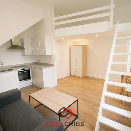 Rent this 1 bed apartment on 408 York Way in London, N7 9LN