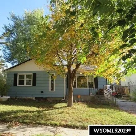 Buy this 3 bed house on 353 East 14th Street in Casper, WY 82601