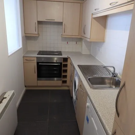 Rent this 3 bed apartment on Bridge Street Junction in Wallace Street, Laurieston