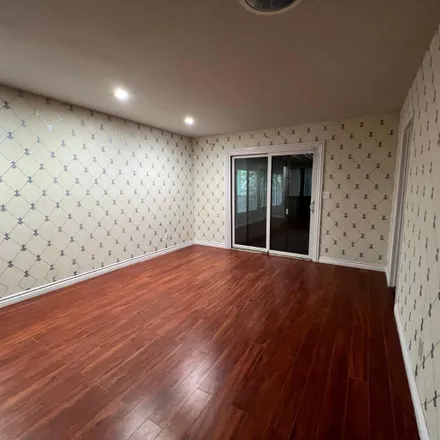 Image 4 - 12603 Henzie Place, Los Angeles, CA 91344, USA - Room for rent