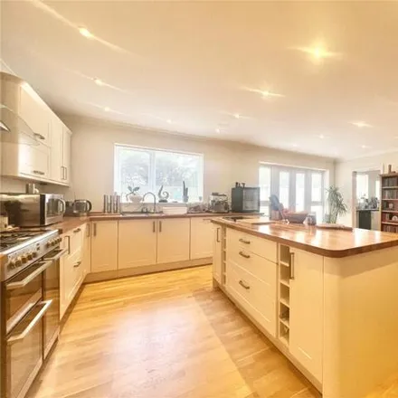 Image 2 - Moonrakers Way, Highcliffe-on-Sea, BH23 4RD, United Kingdom - House for sale
