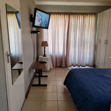 Rent this 1 bed apartment on Eileen Drive in Bluewater Bay, Eastern Cape