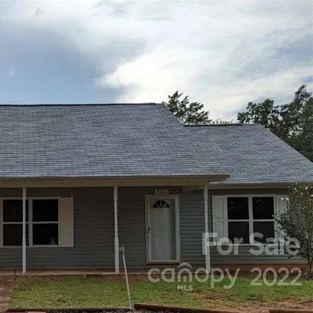 Buy this 2 bed house on 3098 North Church Street in Claremont, Catawba County