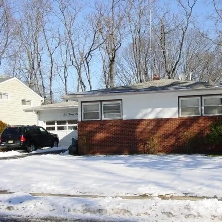 Buy this 3 bed house on 219 Douglas Road in Roselle, NJ 07203