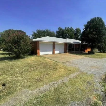 Image 3 - 984 Parker Avenue, Granite, Greer County, OK 73547, USA - House for sale