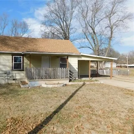 Buy this 2 bed house on 505 East Melvin Street in Arma, KS 66712