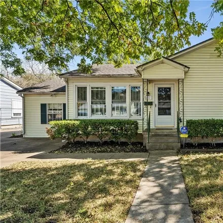 Buy this 2 bed house on 4012 Maple Avenue in Waco, TX 76707
