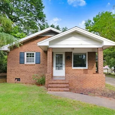 Buy this 2 bed house on 1711 East Holly Street in Goldsboro, NC 27530