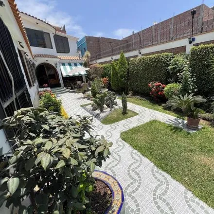 Buy this 4 bed house on Jirón Nazca in Santa Marina, Callao 07001